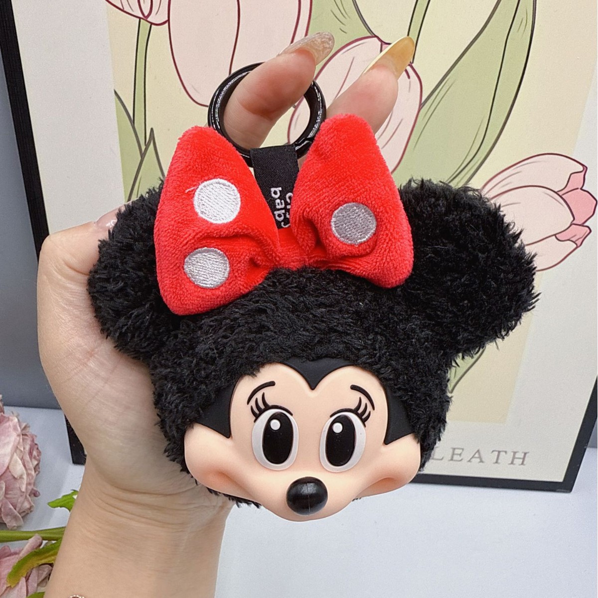 Anime Merchandise Keychain - LLavero de muñeco de peluche de