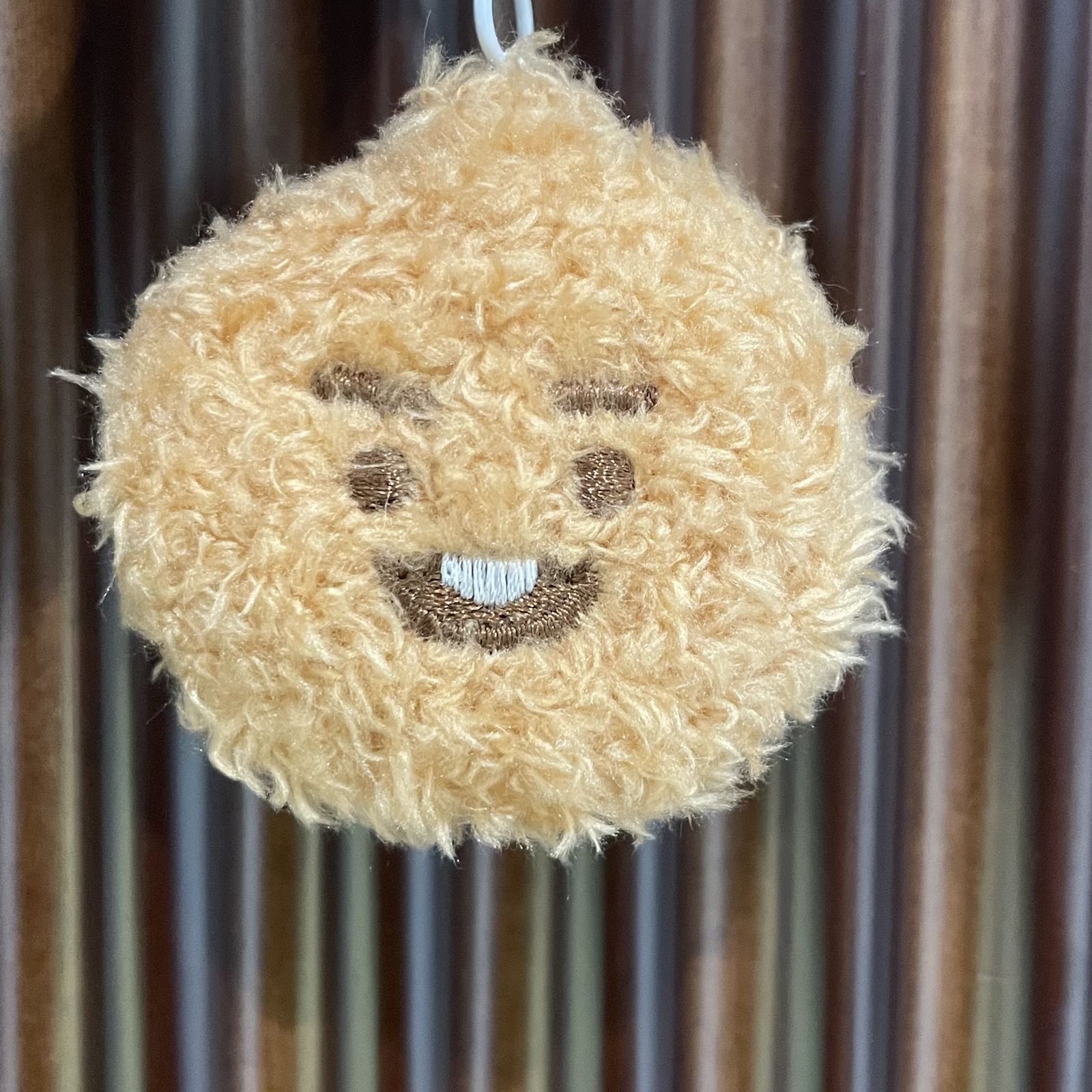 Llavero de peluche BT21 de ani - Anime Merchandise Keychain reseña y precio